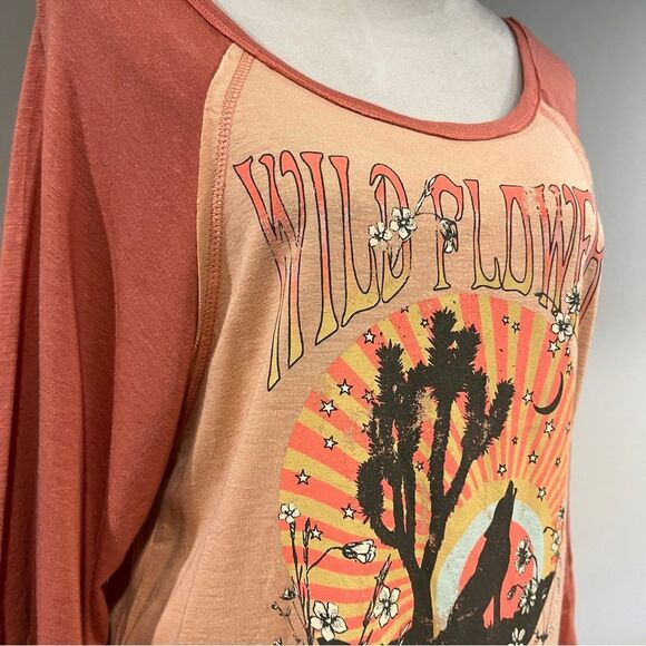 Taylor & Sage Wildflower Motel Graphic Top - Orange and Cream - Picture 4 of 14